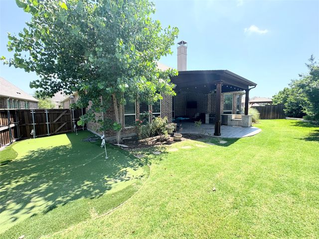 3721 Kennoway, The Colony, TX 75056