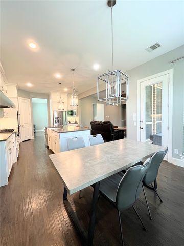 3721 Kennoway, The Colony, TX 75056