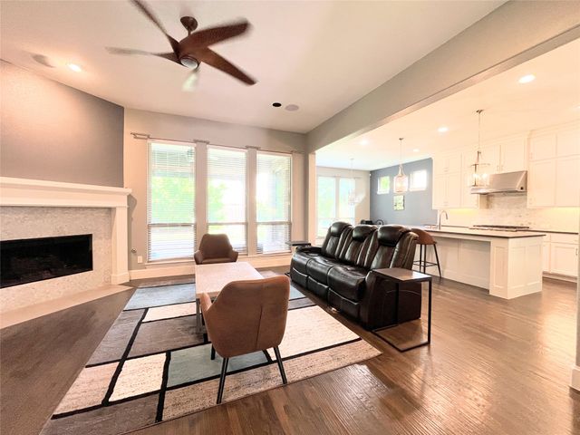 3721 Kennoway, The Colony, TX 75056