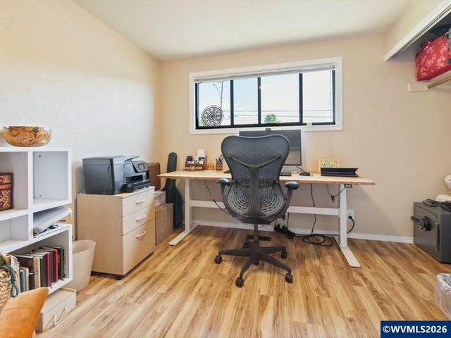 2250 NW Highland Dr, Corvallis, OR 97330