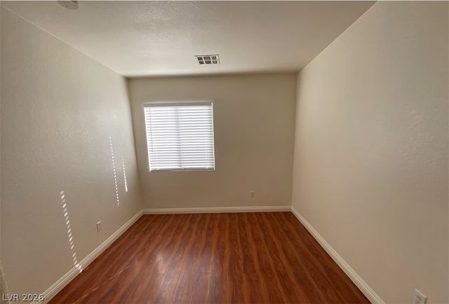 7203 Cestrum Road, Las Vegas, NV 89113