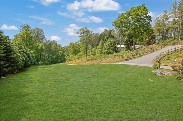 9368 Highway 52 W, Dahlonega, GA 30533
