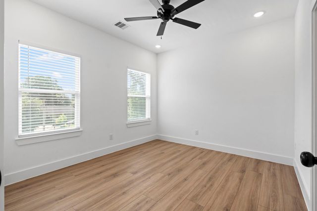 9437 Pembrook Street A, Houston, TX 77016