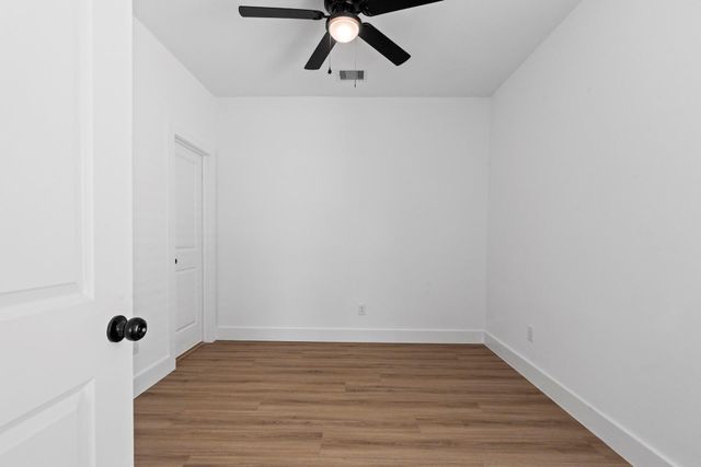 9437 Pembrook Street A, Houston, TX 77016