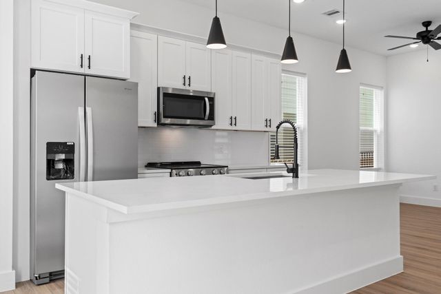 9437 Pembrook Street A, Houston, TX 77016