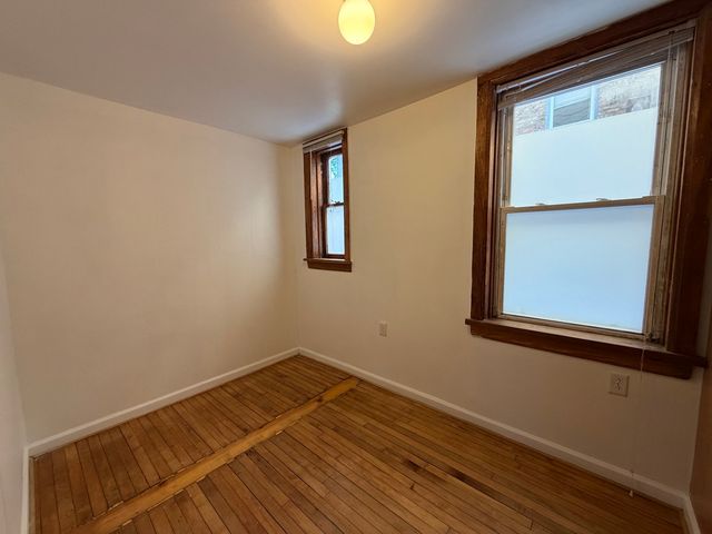 2067 N Leavitt Street G, Chicago, IL 60647