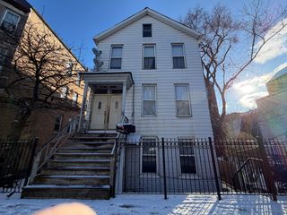 2067 N Leavitt Street G, Chicago, IL 60647