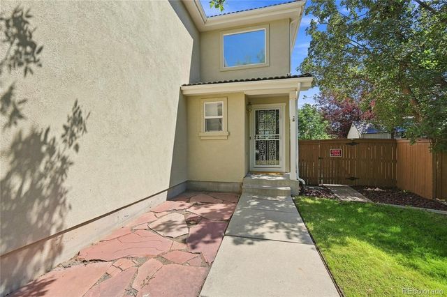 4486 Lyndenwood Point, Highlands Ranch, CO 80130
