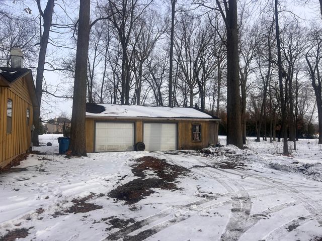 645 S 150 E, Kouts, IN 46347