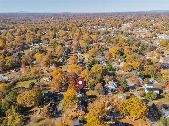 516 S Hamilton Street, Eden, NC 27288