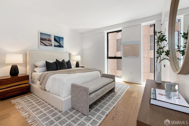 1 Steuart Lane 1704, San Francisco, CA 94105