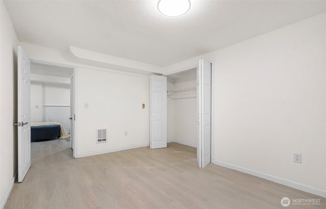 959 Hoquiam Avenue NE, Renton, WA 98059