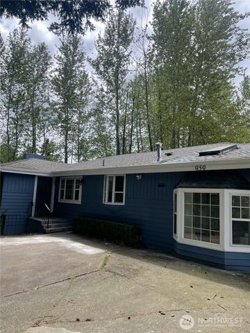 959 Hoquiam Avenue NE, Renton, WA 98059