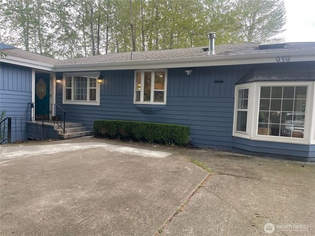 959 Hoquiam Avenue NE, Renton, WA 98059