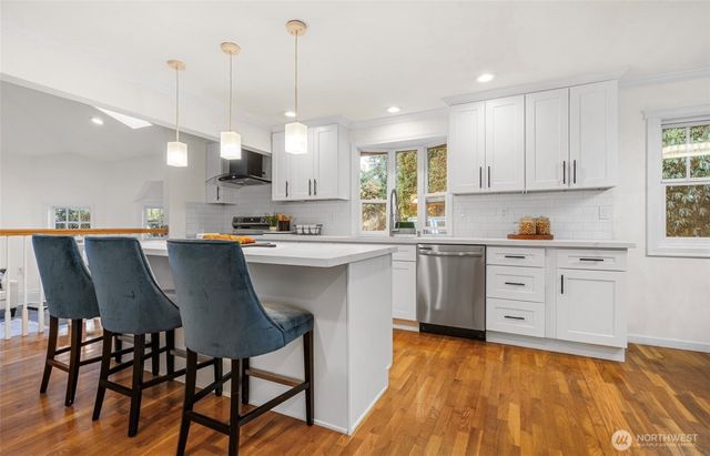 959 Hoquiam Avenue NE, Renton, WA 98059