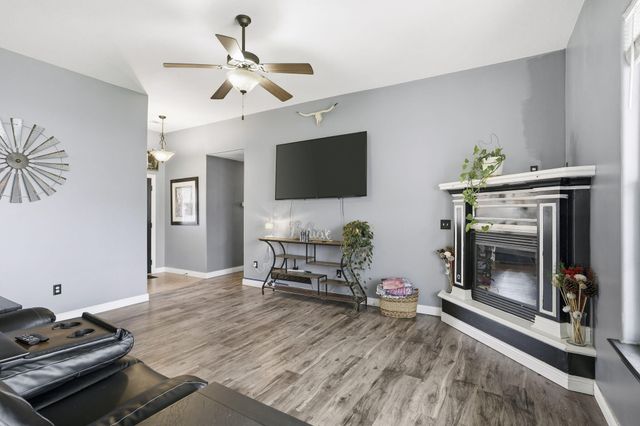 5909 FREEPORT WAY, Columbia, MO 65201