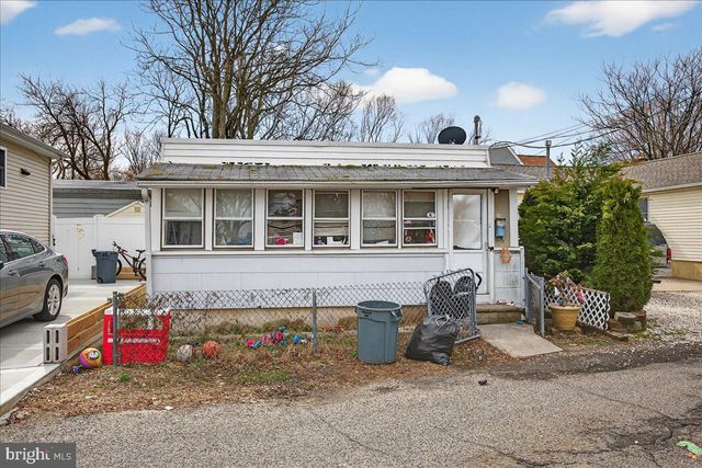 90 WASHINGTON AVE, Keansburg, NJ 07734