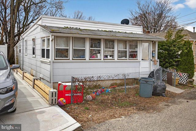 90 WASHINGTON AVE, Keansburg, NJ 07734