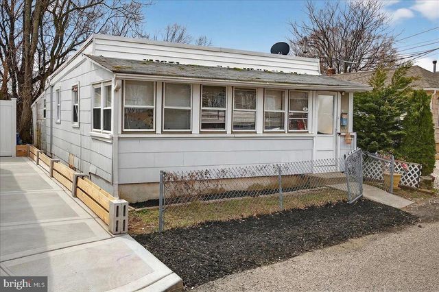 90 WASHINGTON AVE, Keansburg, NJ 07734