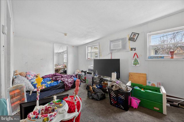 90 WASHINGTON AVE, Keansburg, NJ 07734