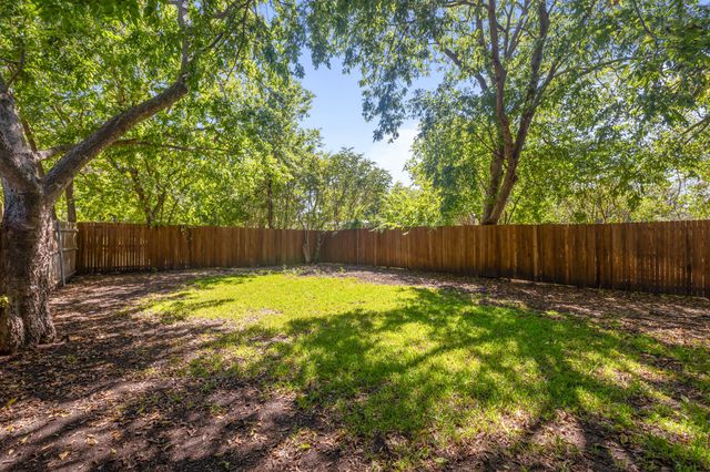400 Leuty Street, Justin, TX 76247