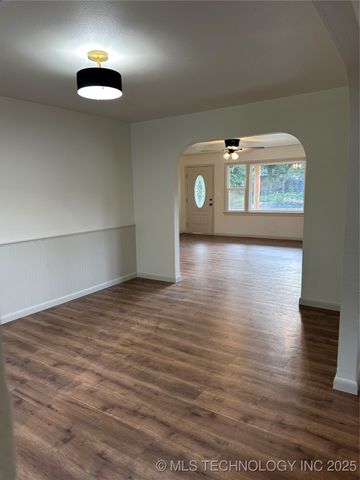 800 S 9th, Mcalester, OK 74501