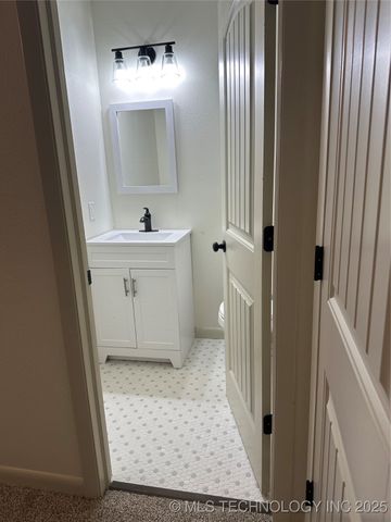 800 S 9th, Mcalester, OK 74501