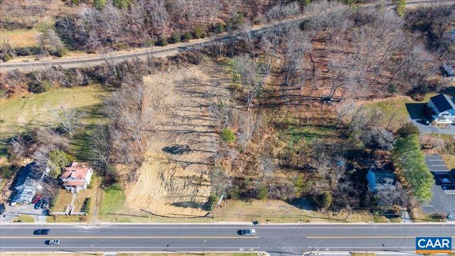 1357 E MAIN ST, Waynesboro, VA 22980