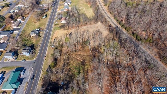 1357 E MAIN ST, Waynesboro, VA 22980