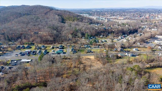 1357 E MAIN ST, Waynesboro, VA 22980