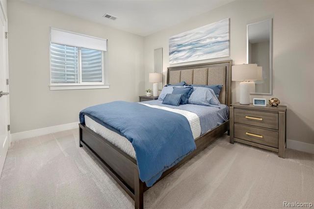 2400 Provencal Dr. Drive, Commerce Twp, MI 48382