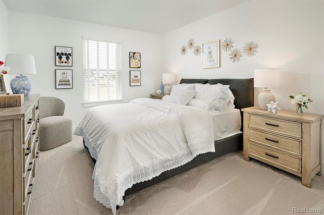 2400 Provencal Dr. Drive, Commerce Twp, MI 48382