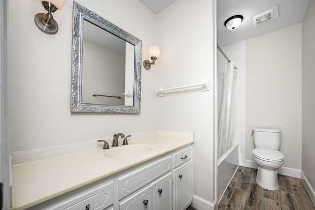 1002 E Northfield Blvd, E A106, Murfreesboro, TN 37130