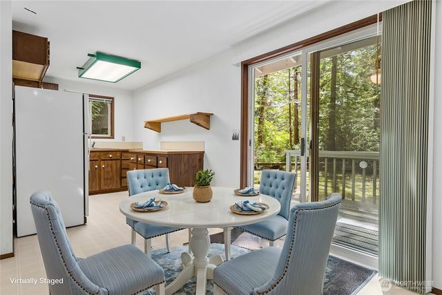 625 E Pointes Drive W, Shelton, WA 98584