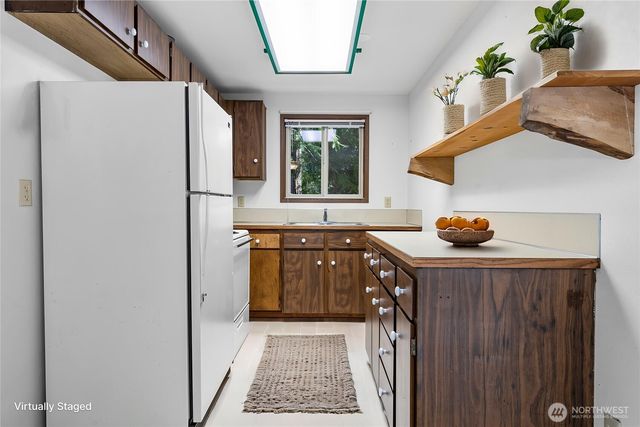 625 E Pointes Drive W, Shelton, WA 98584