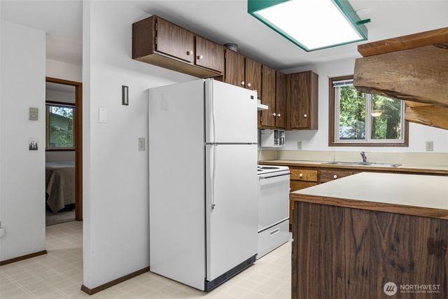 625 E Pointes Drive W, Shelton, WA 98584