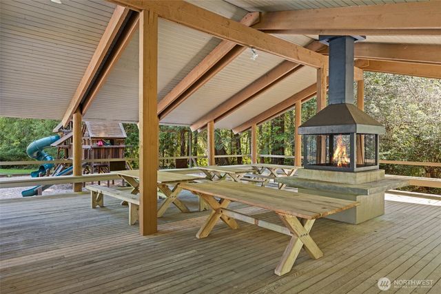 625 E Pointes Drive W, Shelton, WA 98584