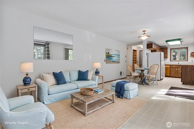 625 E Pointes Drive W, Shelton, WA 98584