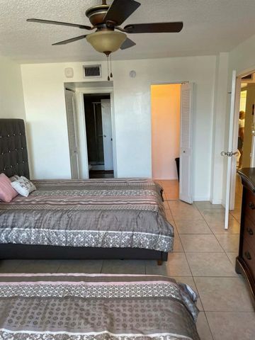 4899 NW 26th Court 453, Lauderdale Lakes, FL 33313