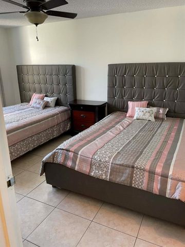 4899 NW 26th Court 453, Lauderdale Lakes, FL 33313