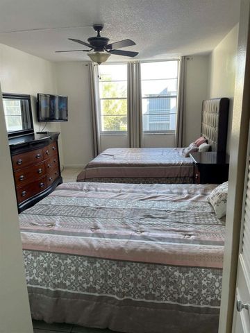 4899 NW 26th Court 453, Lauderdale Lakes, FL 33313