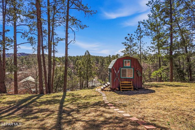 162 ROSWELL Street, Ruidoso, NM 88345