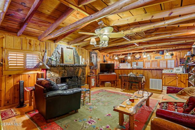 162 ROSWELL Street, Ruidoso, NM 88345