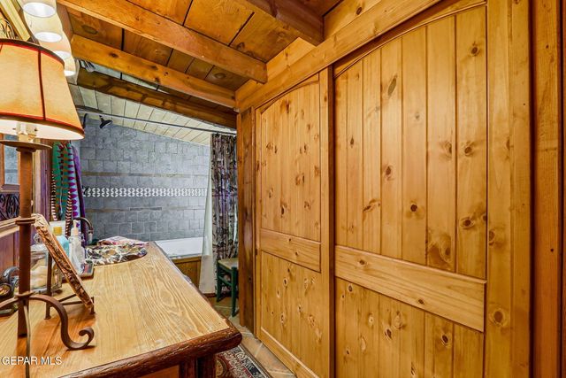 162 ROSWELL Street, Ruidoso, NM 88345