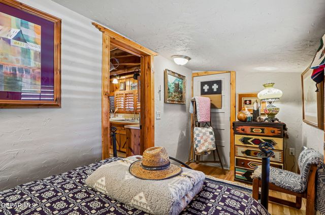 162 ROSWELL Street, Ruidoso, NM 88345