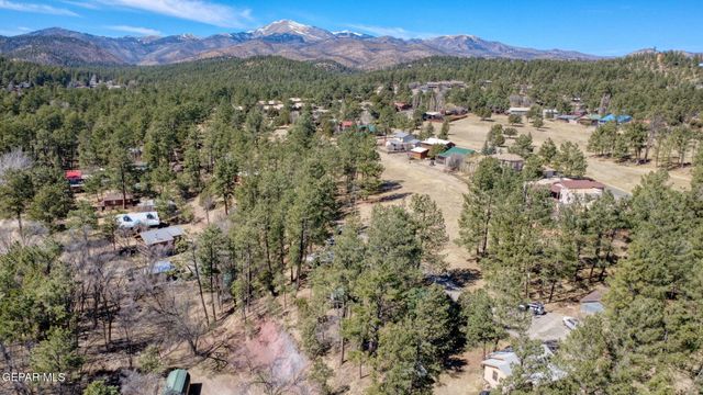 162 ROSWELL Street, Ruidoso, NM 88345