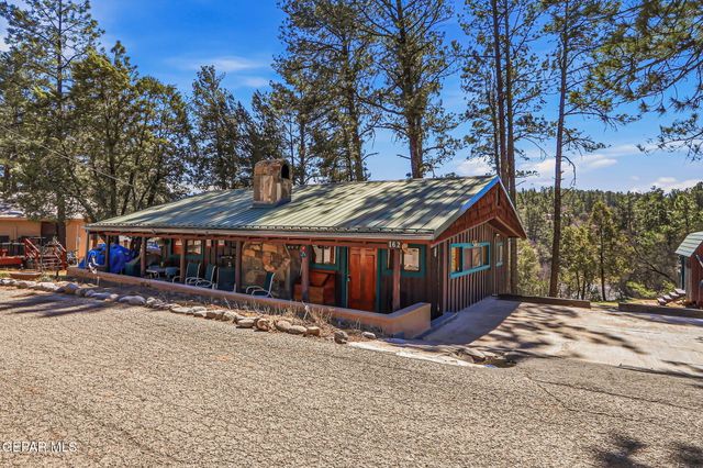 162 ROSWELL Street, Ruidoso, NM 88345
