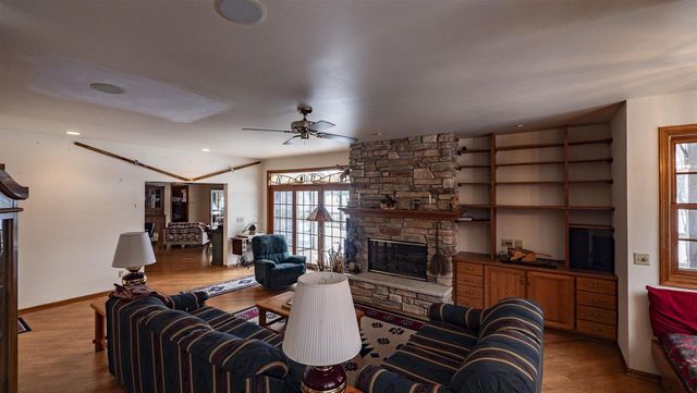 E1501 PENNY LANE, Iola, WI 54945
