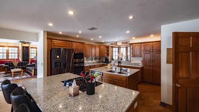 E1501 PENNY LANE, Iola, WI 54945