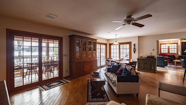 E1501 PENNY LANE, Iola, WI 54945